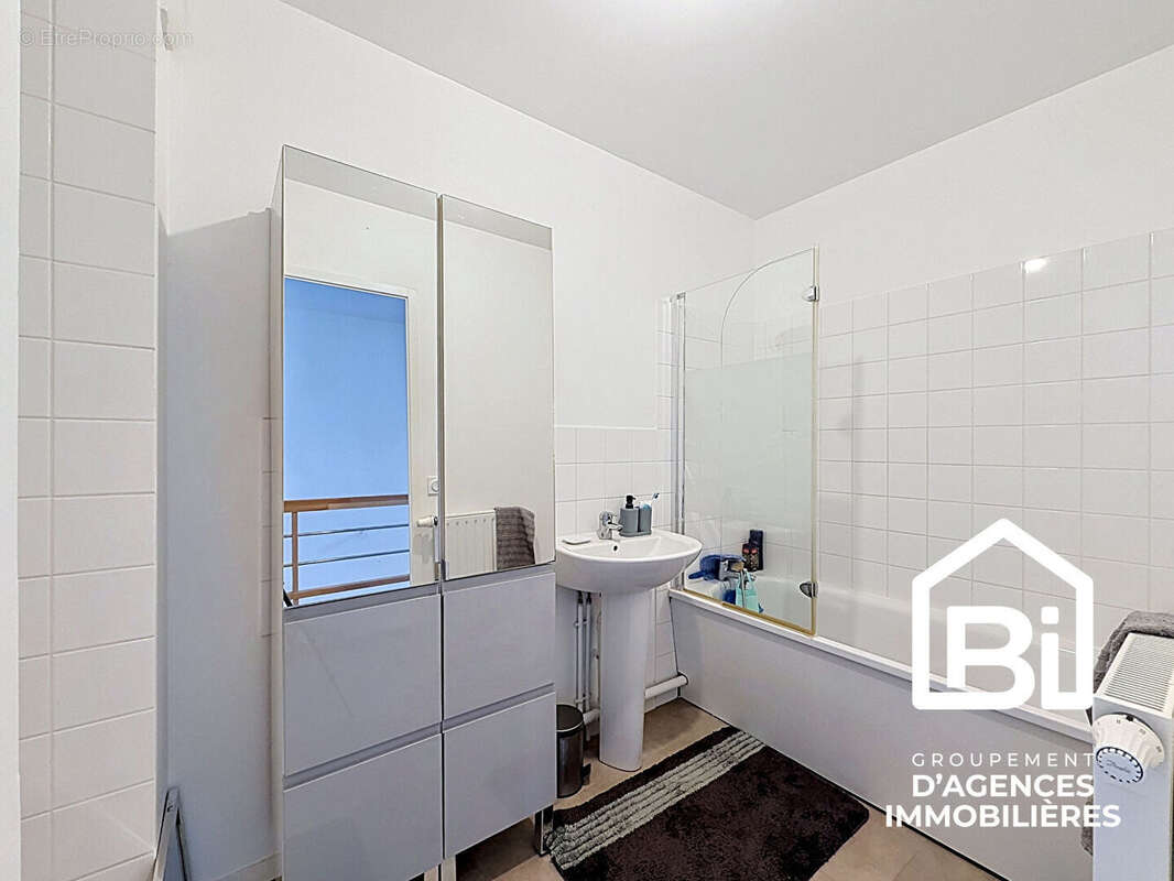 Maison à BRETTEVILLE-L'ORGUEILLEUSE