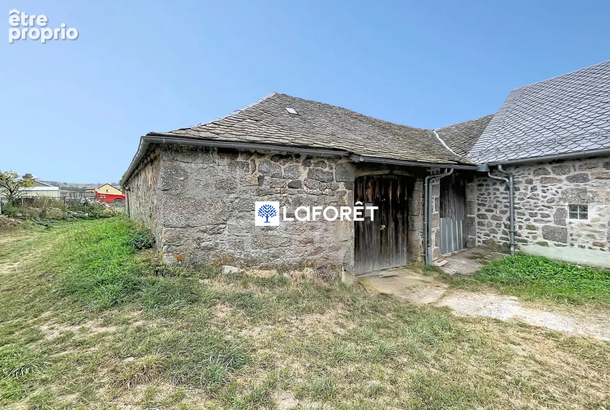 Maison à AUMONT-AUBRAC