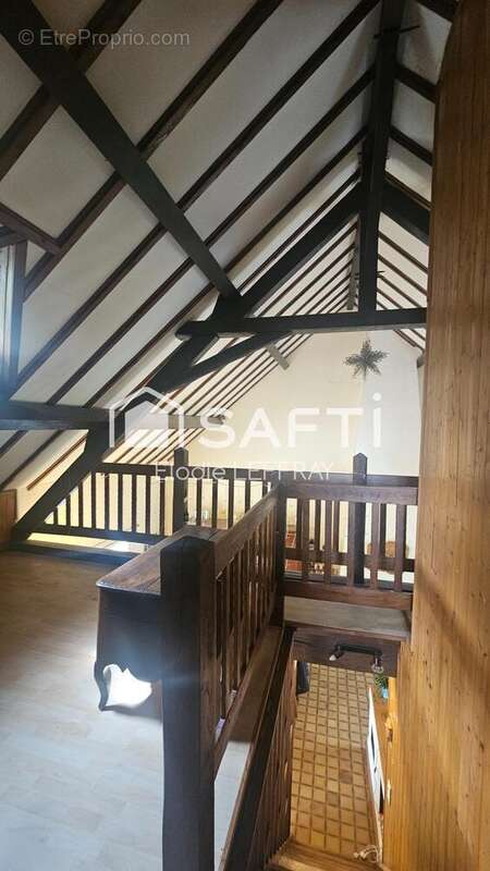 Maison 135 m² à Brette-Les-Pins  - photo 7