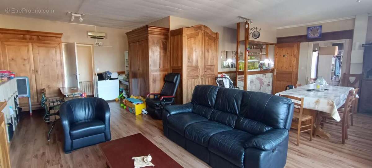 Maison à TONNAY-CHARENTE