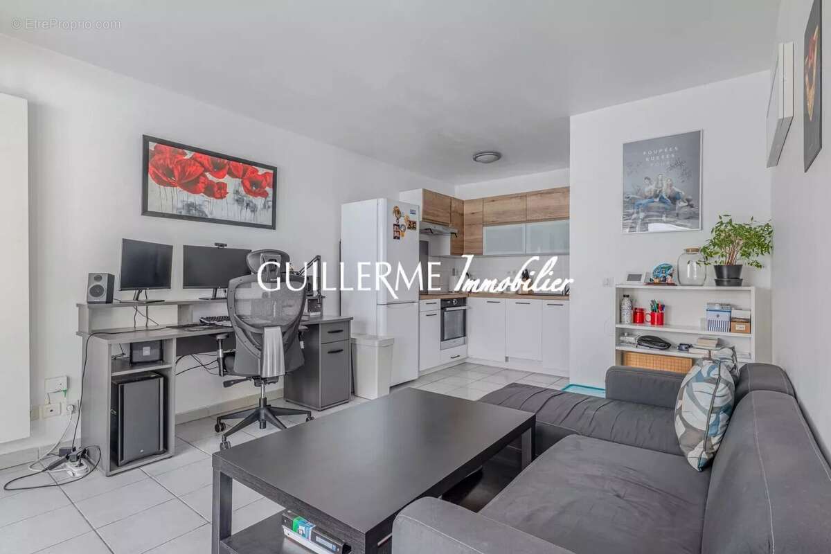 Villeurbanne - Appartement T2, Loggia - photo 4