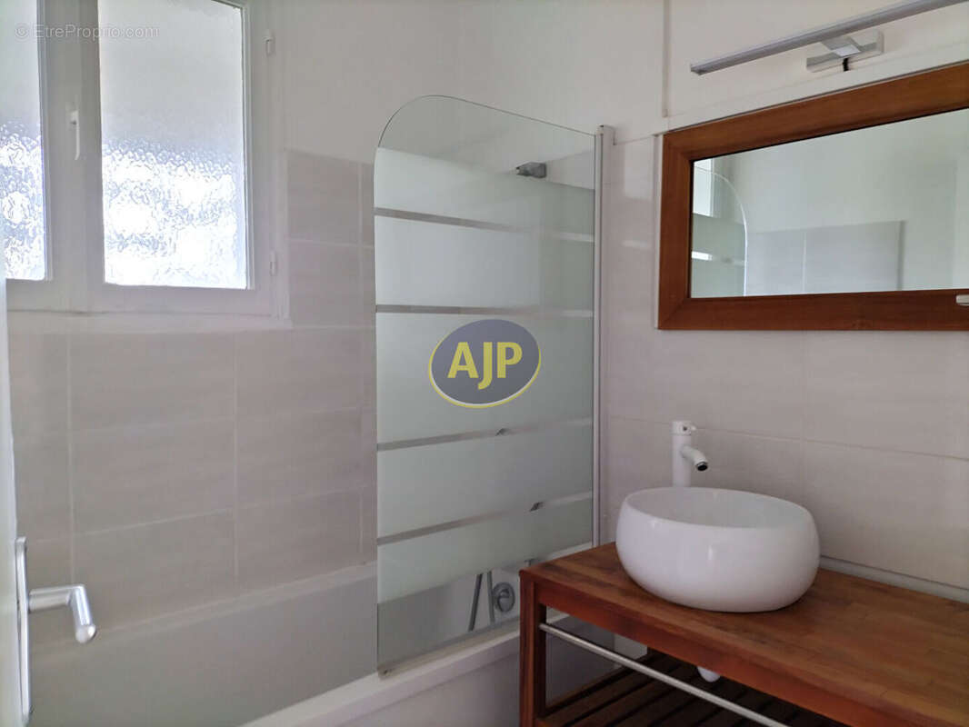 Appartement à TONNAY-CHARENTE