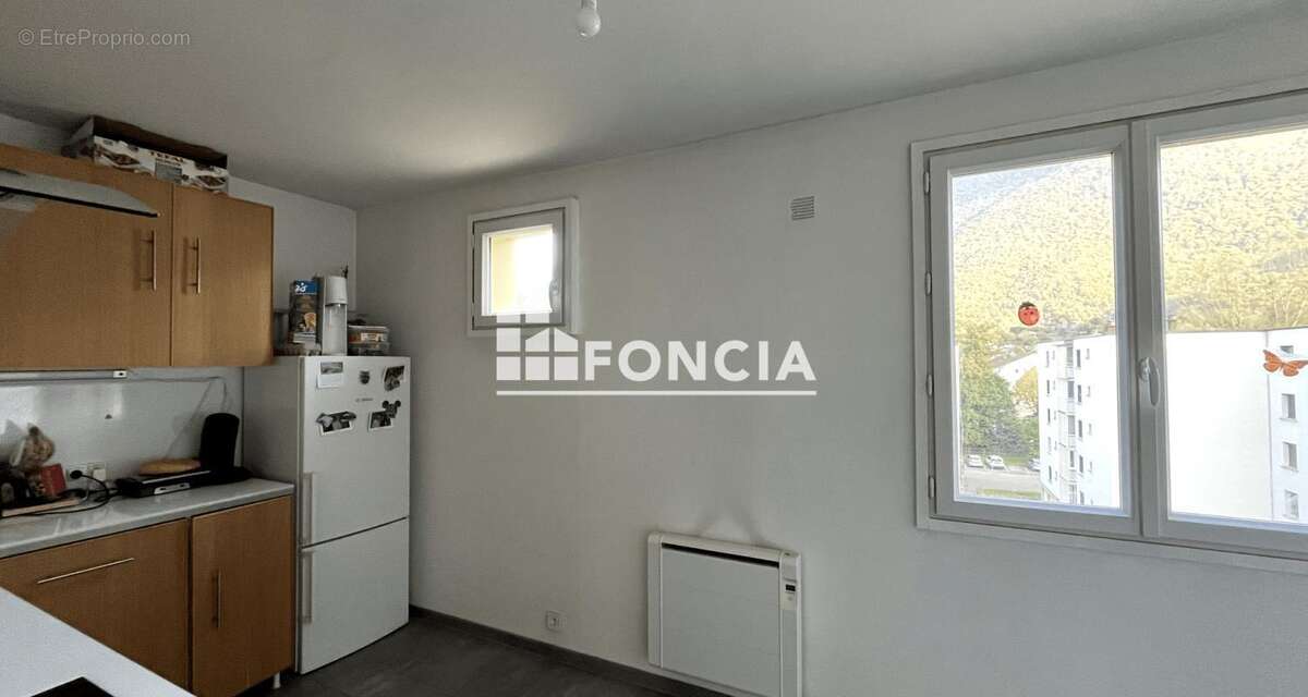 Appartement à VIZILLE