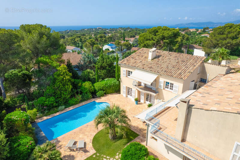 Maison à SAINT-RAPHAEL