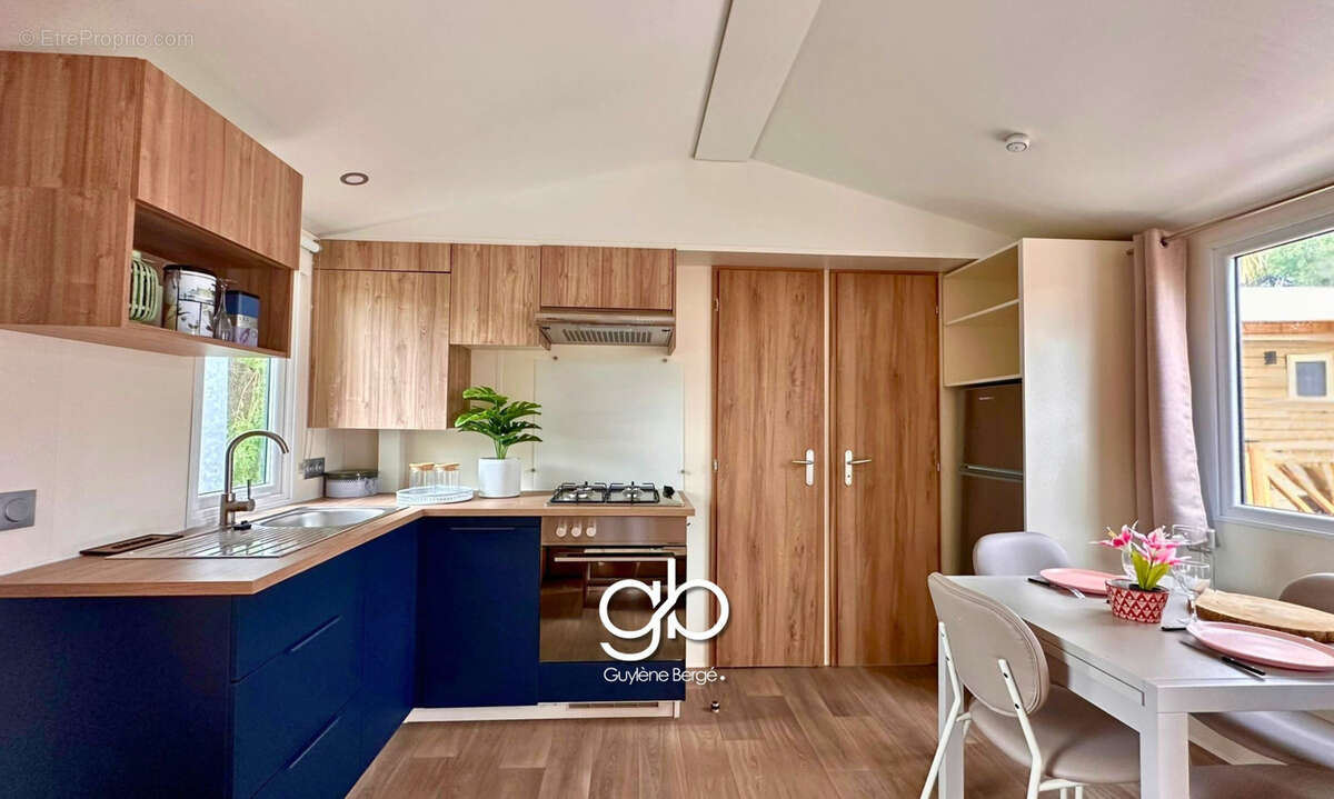 Résidence secondaire à vias plage   2 chambres, terrasse couverte à partir de 62 500 € - photo 2