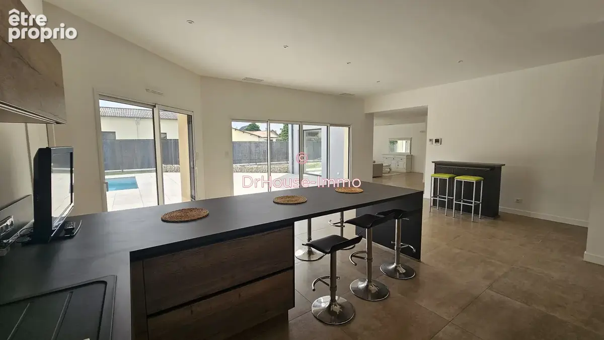 Maison 6 pièces 190 m² à vendre à Change (72560) - photo 8