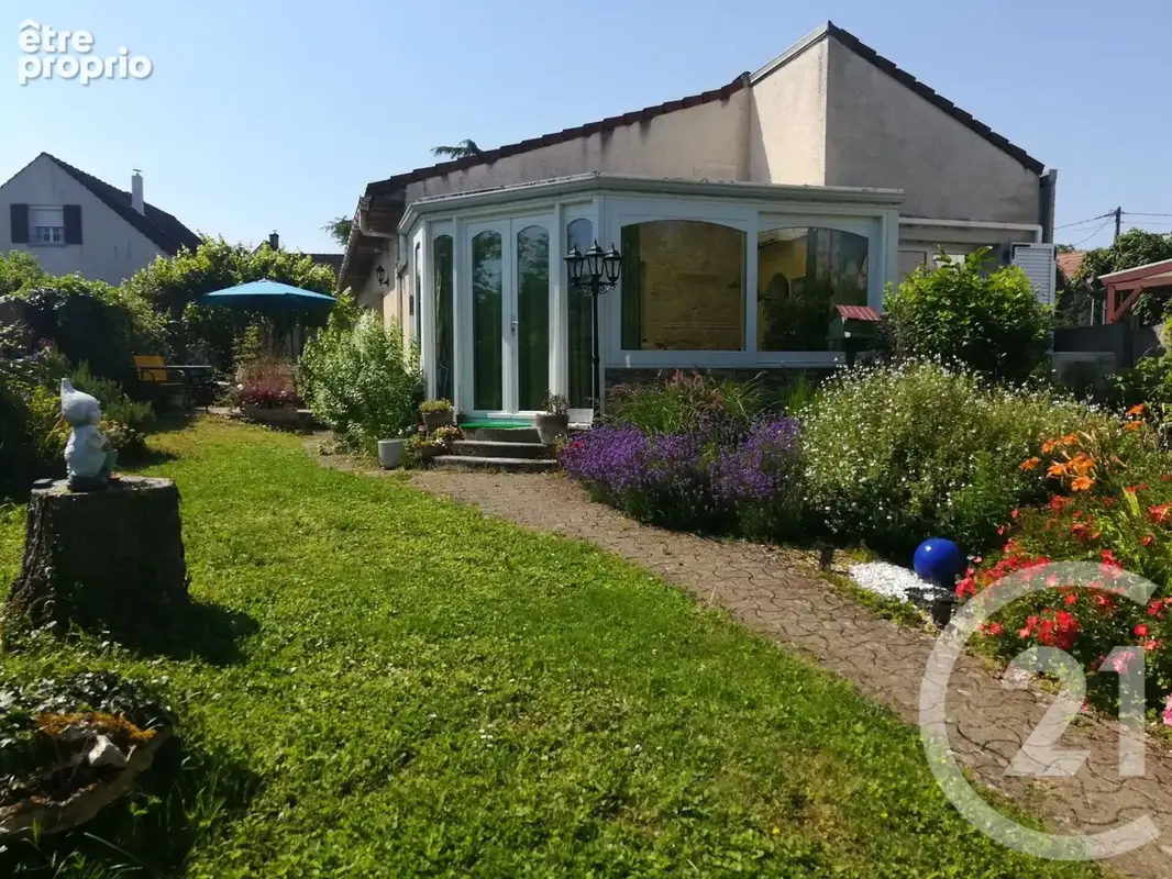 Photo Maison à Evry-Gregy-Sur-Yerre au prix de 339 000€
