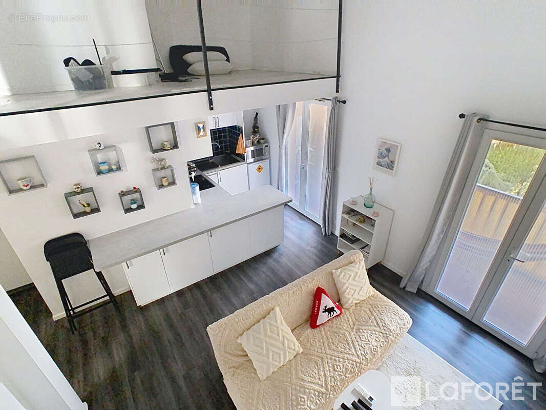 Appartement à SAUSSET-LES-PINS