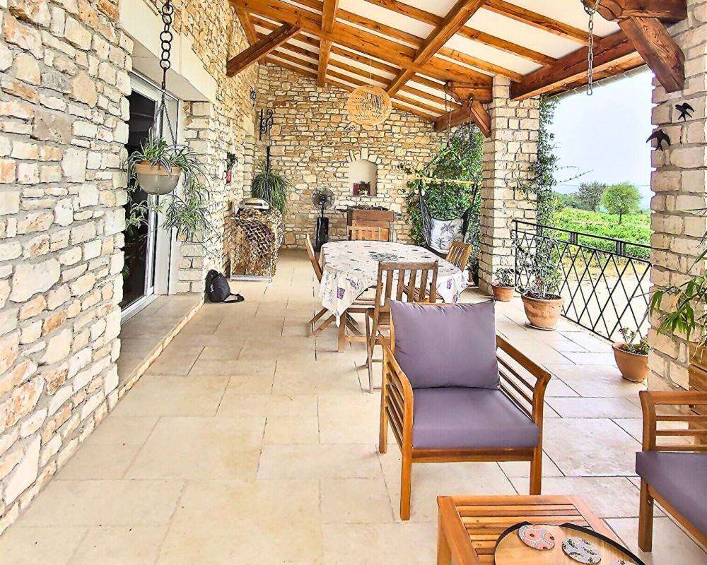 Maison à VALLON-PONT-D'ARC