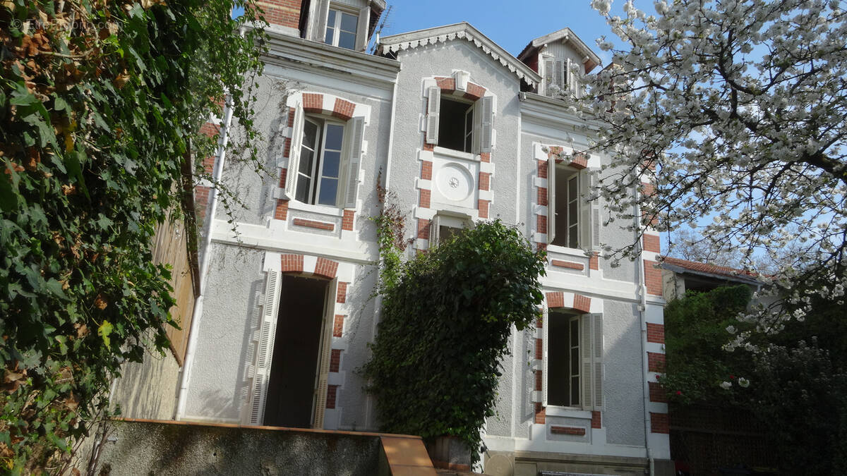 Maison à TARBES