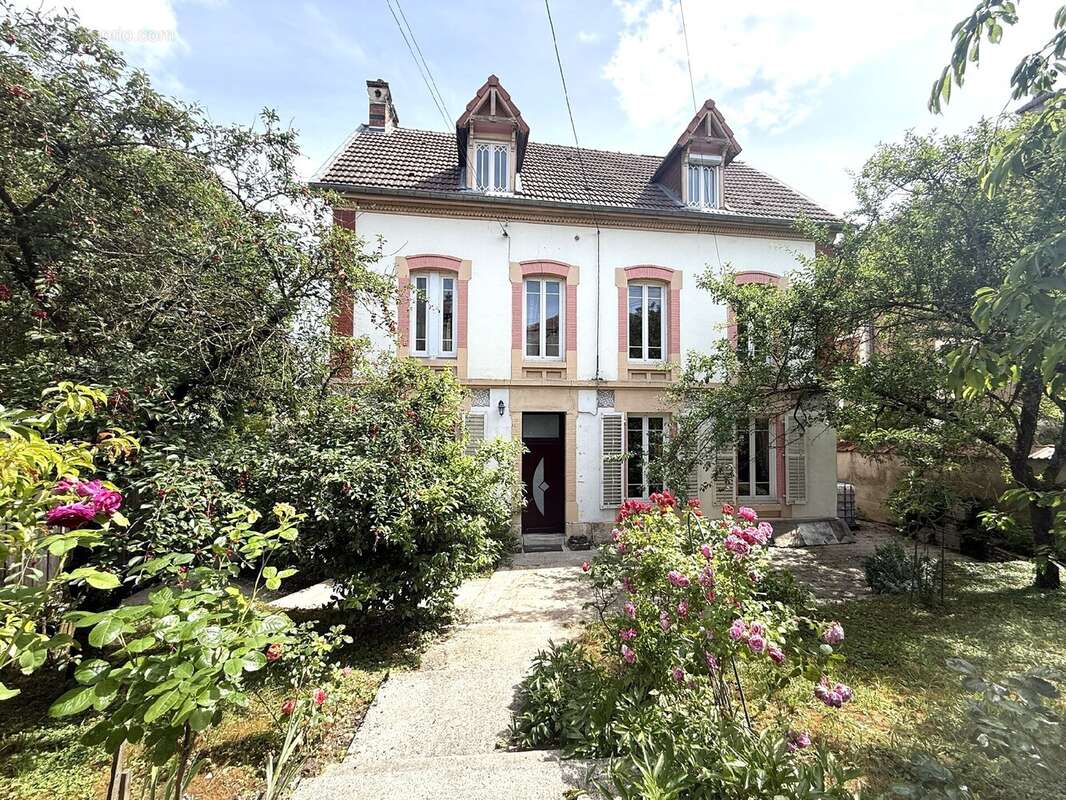 Maison à TOUL