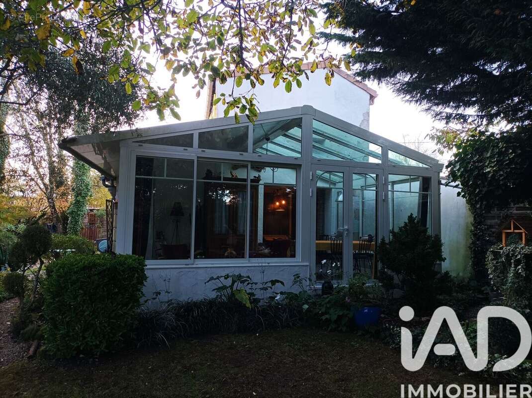 Photo 5 - Maison à SAINT-ROMAIN-DE-BENET