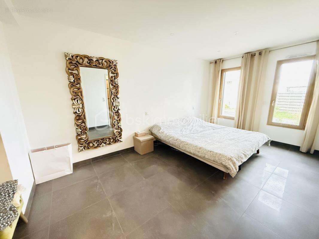 Maison à VEZIN-LE-COQUET