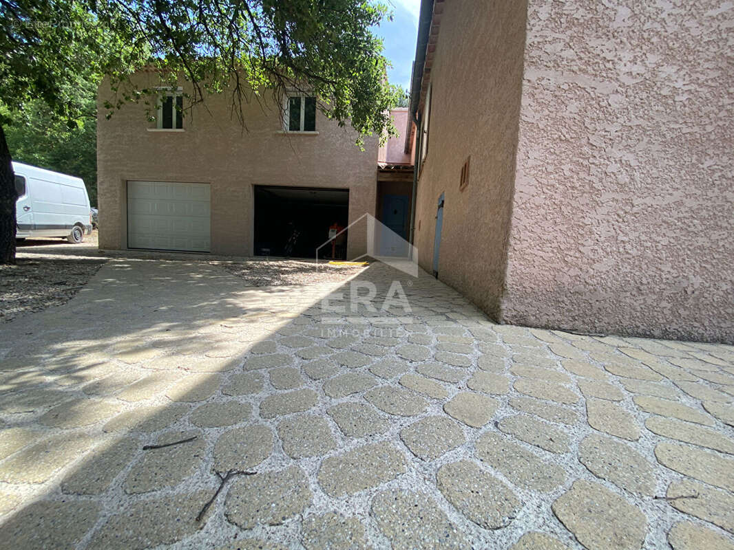 Maison à CASENEUVE