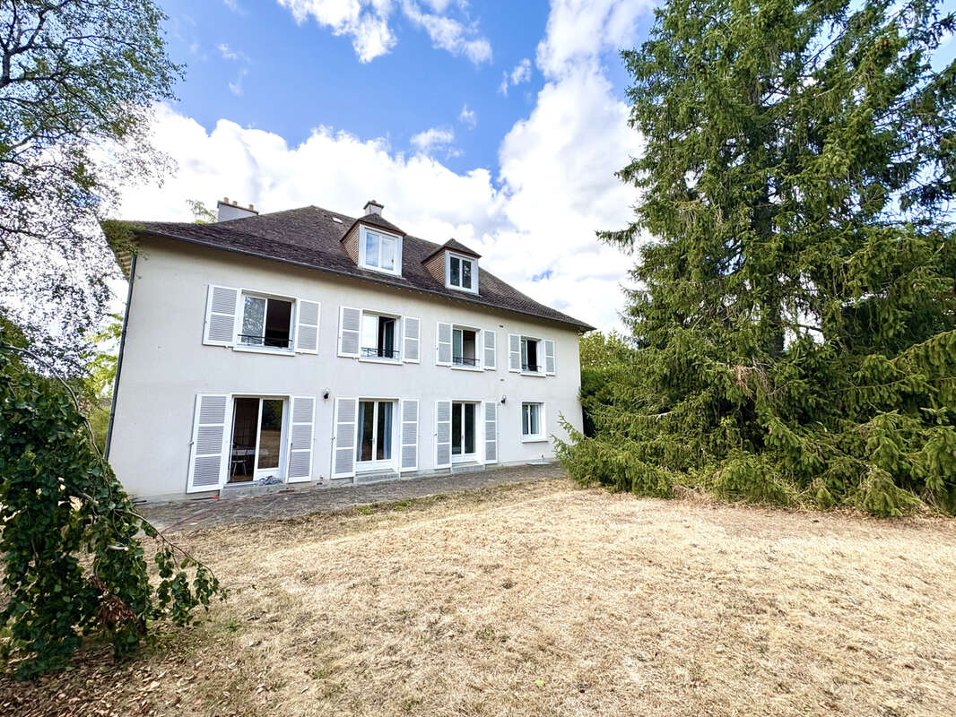 Maison à CHATEAUPONSAC