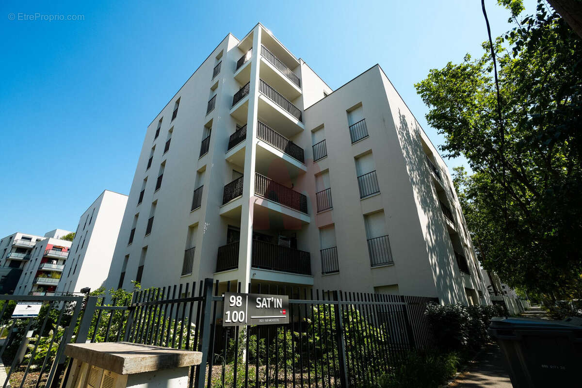 Appartement à VAULX-EN-VELIN