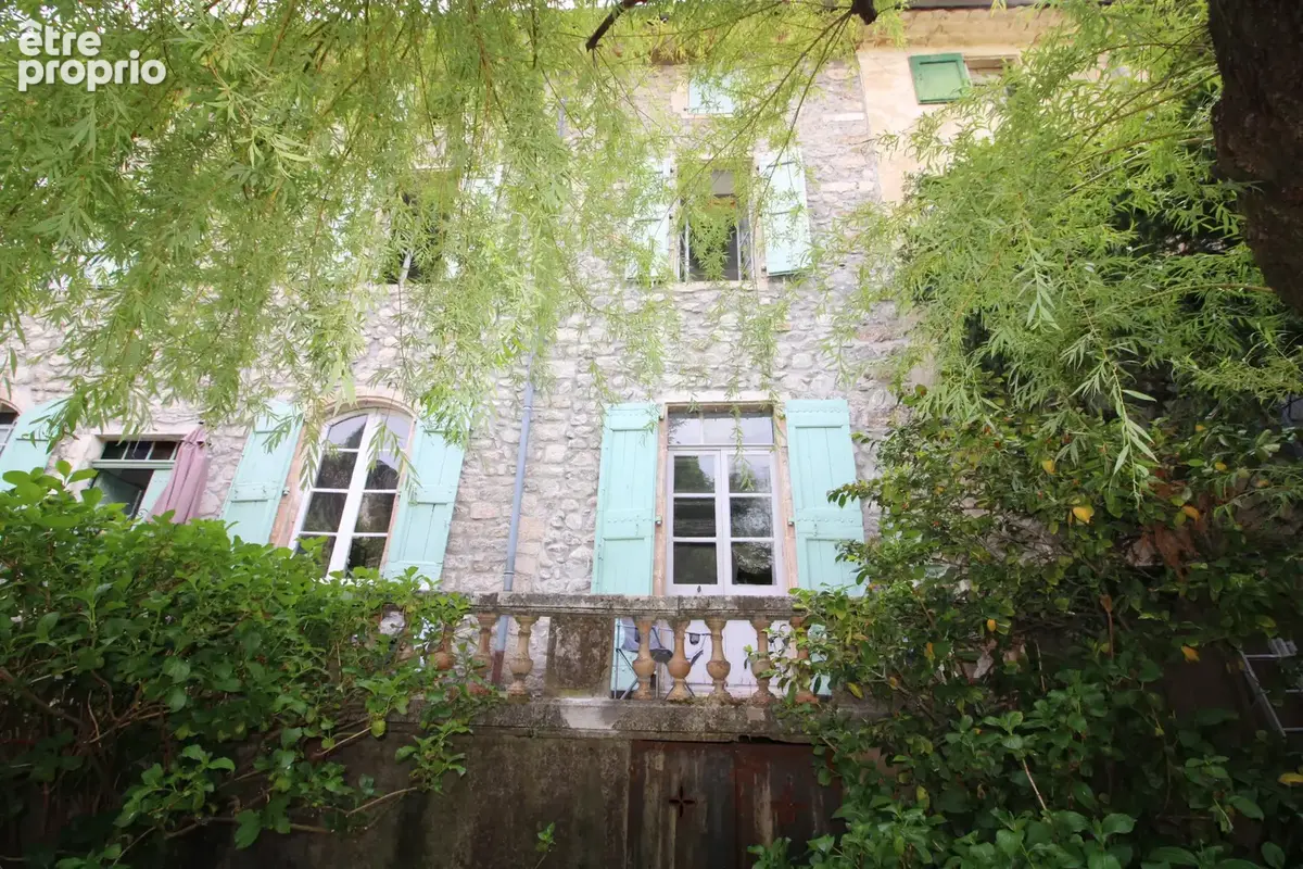Maison de maitre 464 m2 + 150 m2 caves et garage.. - photo 63