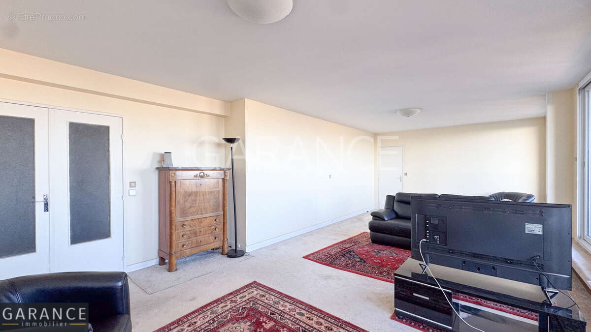 Appartement à PARIS-12E