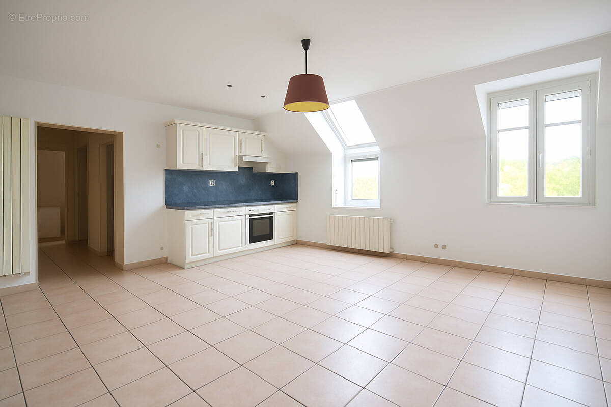 Appartement à JOUARS-PONTCHARTRAIN