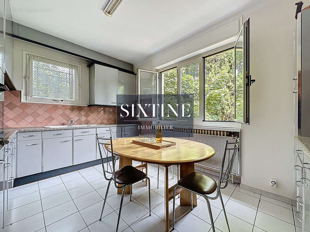 Maison à LE PEAGE-DE-ROUSSILLON