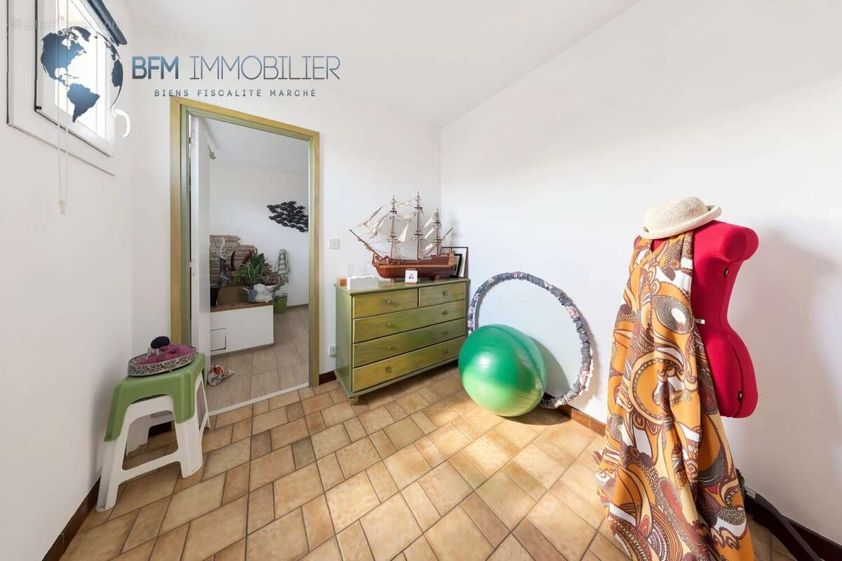 Maison à CHATEAUNEUF-LES-MARTIGUES