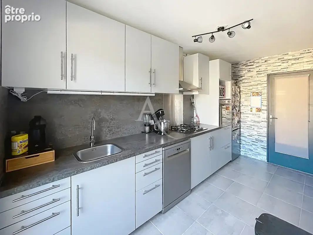 À vendre - appartement 4 pièces - saint-fargeau-ponthierry - photo 7