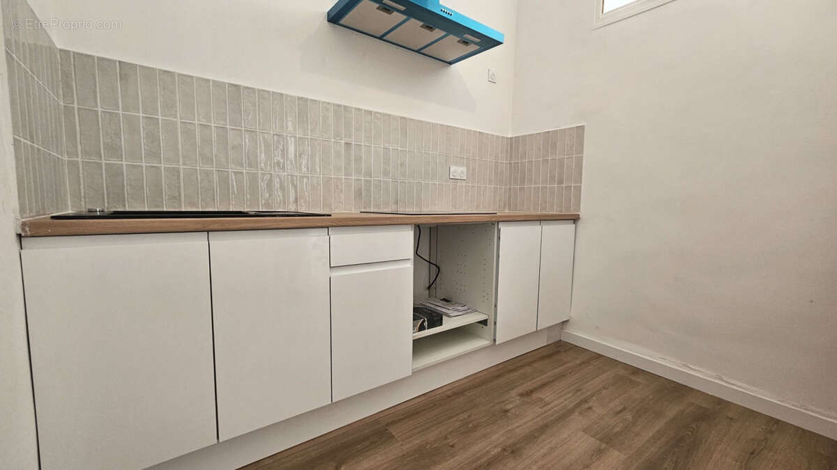 Appartement à MARSEILLE-5E