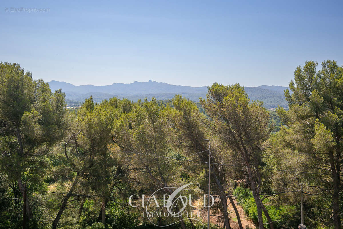 Appartement traversant T3 78,46 m2 garage et parking avec vue panoramique - photo 16