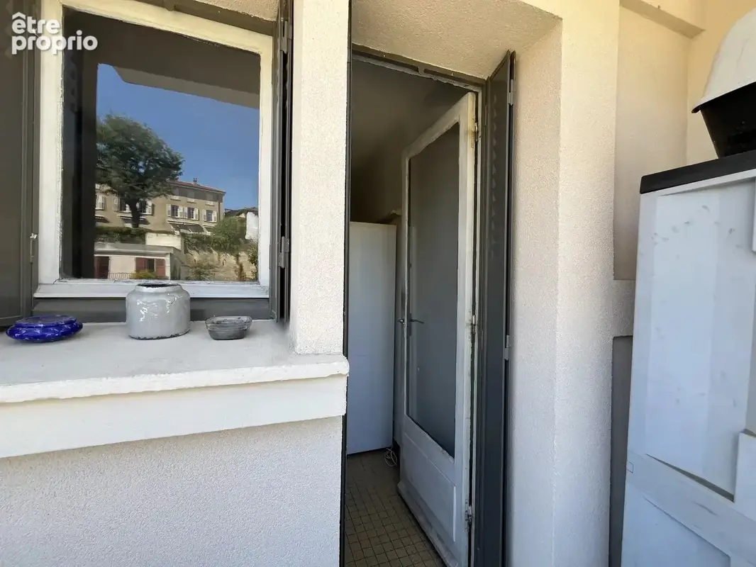 VALENCE – Appartement T3 loué avec balcon et cave - photo 8