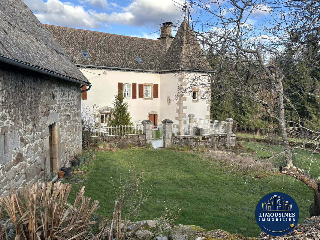 Maison à AURIAC