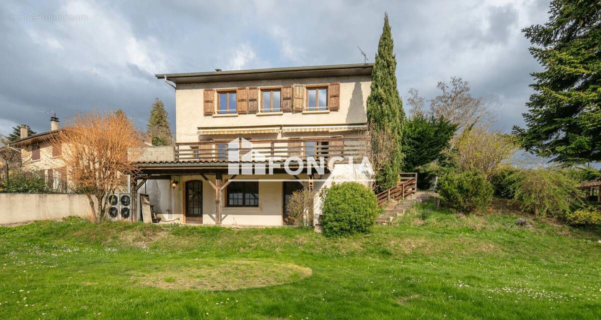 Maison à BRESSIEUX