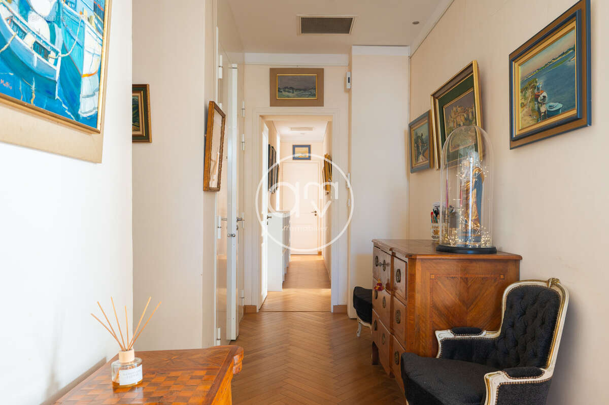 Appartement à HYERES
