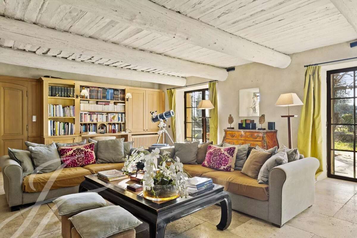 Maison à CABRIERES-D&#039;AVIGNON