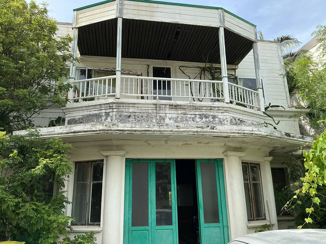 Maison à SAINT-DENIS