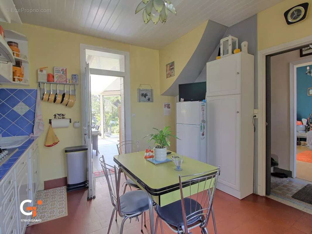 Maison à GREGES