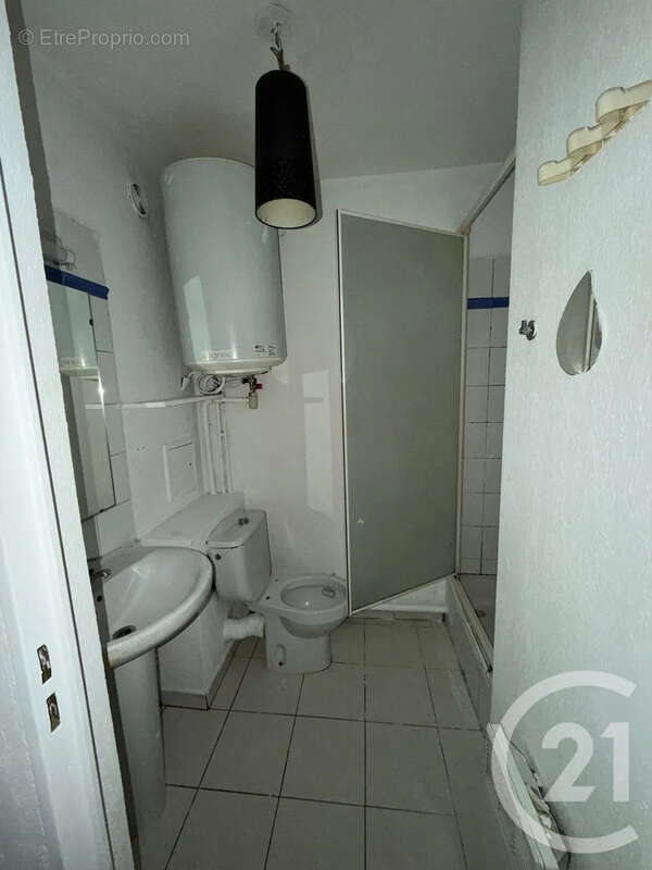 Appartement à MARSEILLE-5E