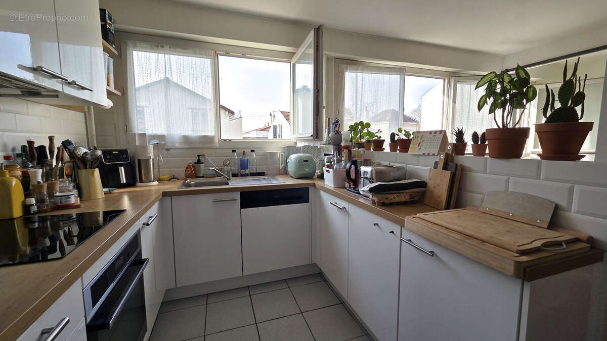 Appartement à RUEIL-MALMAISON