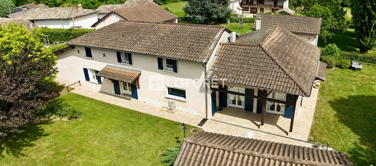 Maison à GARNERANS