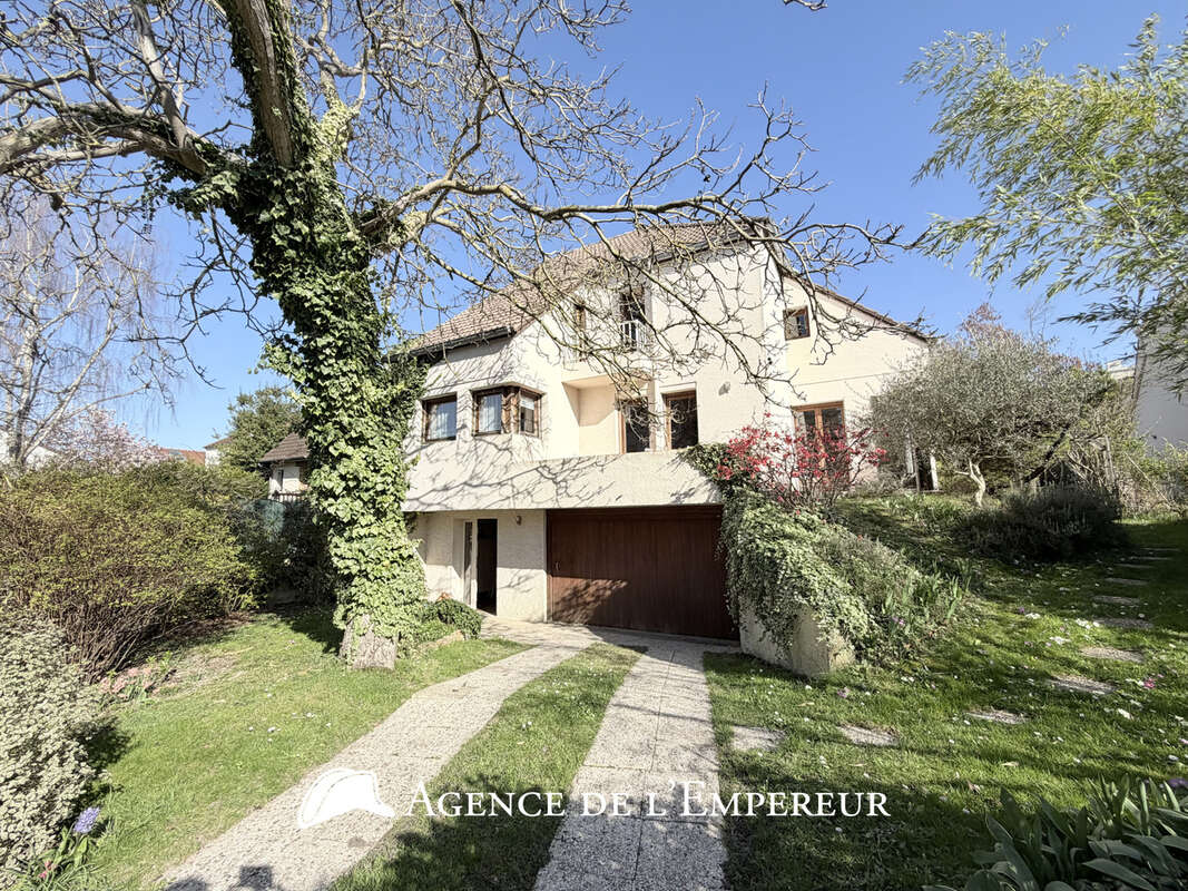 Maison à RUEIL-MALMAISON
