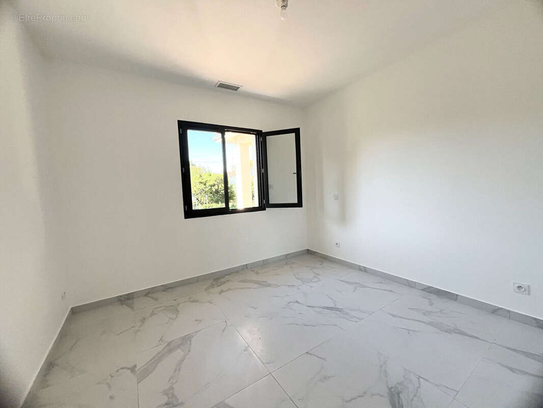 Villeneuve-sur-Lot, maison neuve contemporaine (RT 2020) de plain pied - photo 10
