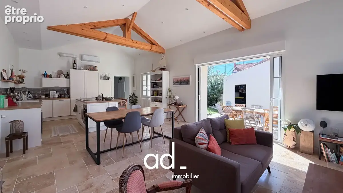 Maison 4 pièces 125 m² à vendre à La Rochelle (17000) - photo 3