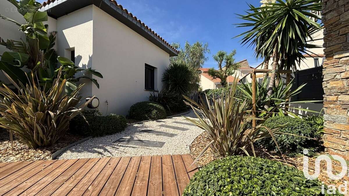 Photo 6 - Maison à SAINT-JEAN-LASSEILLE