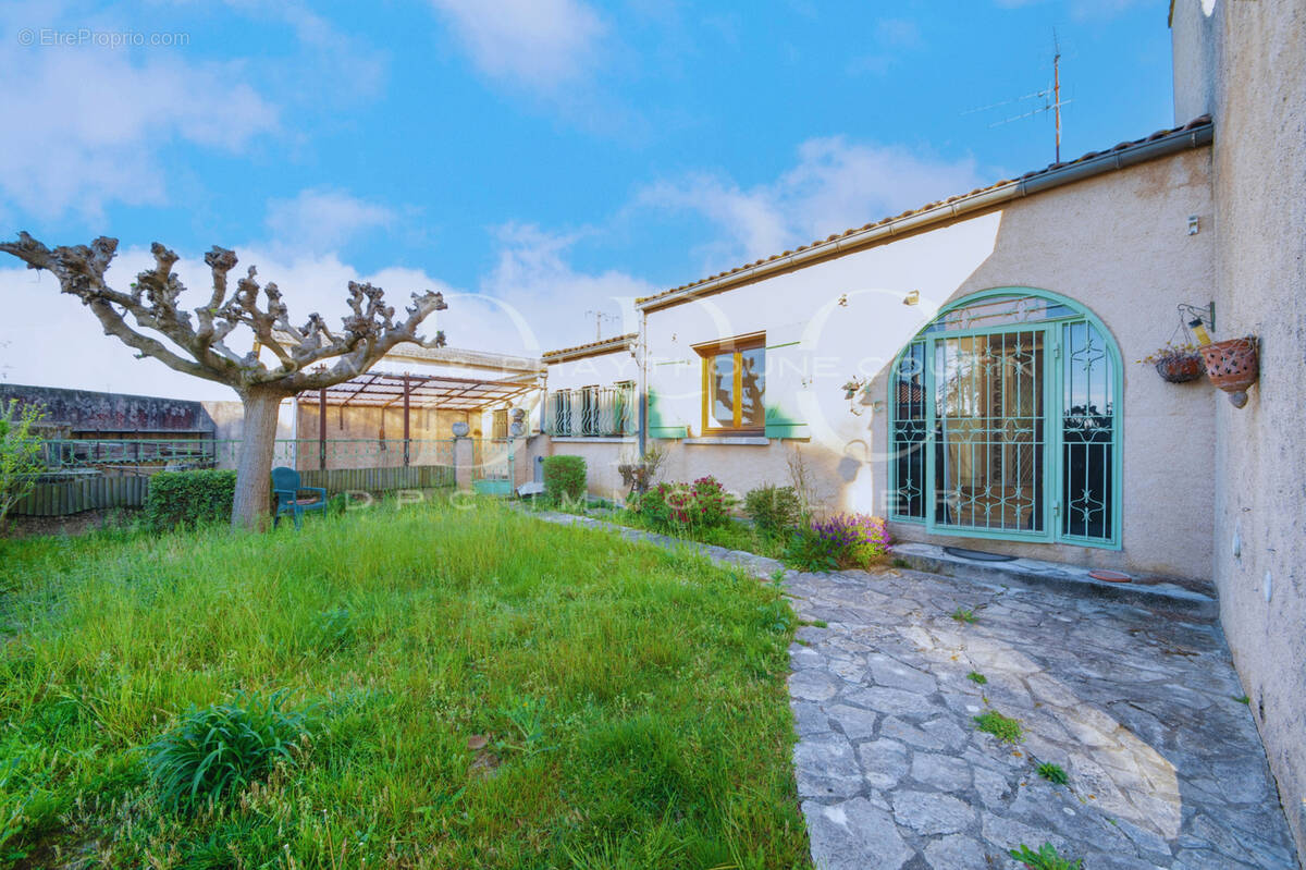Maison à SAINT-JORY