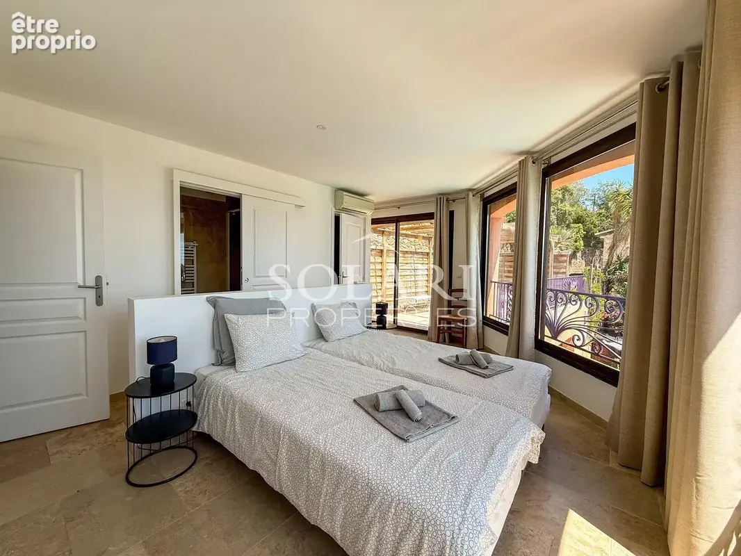 Propriété avec vue mer panoramique et piscine - photo 11