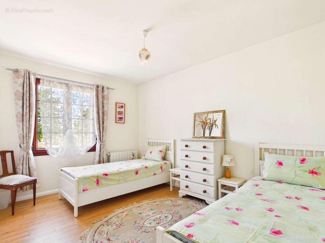 Jolie maison de plain-pied avec 3 chambres et garage - photo 11