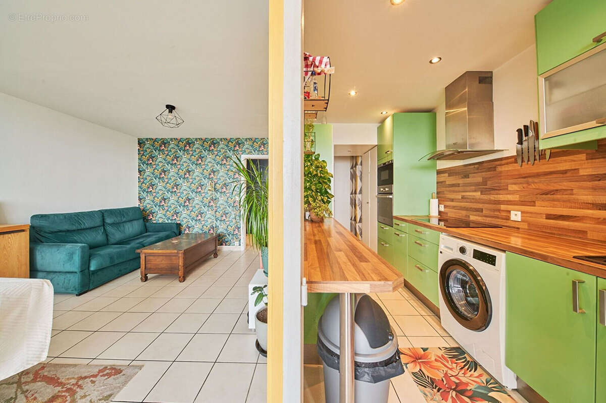 Appartement à LYON-9E