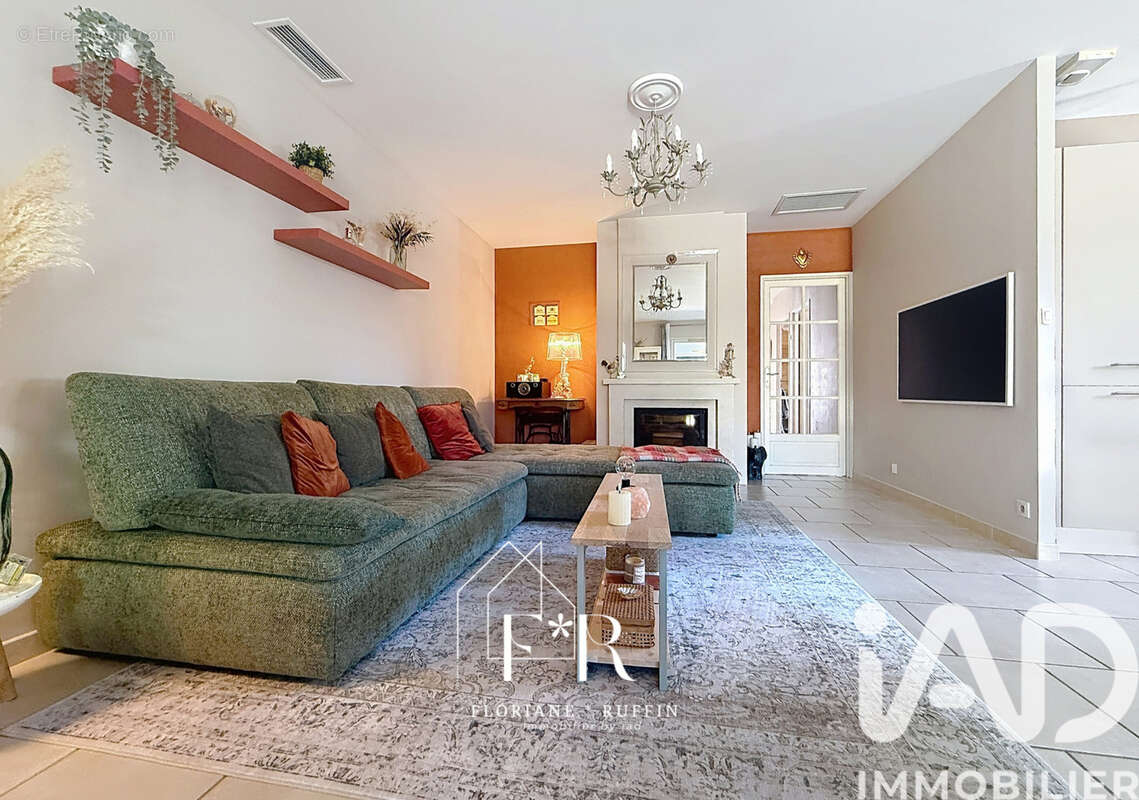 Photo 9 - Maison à SORGUES