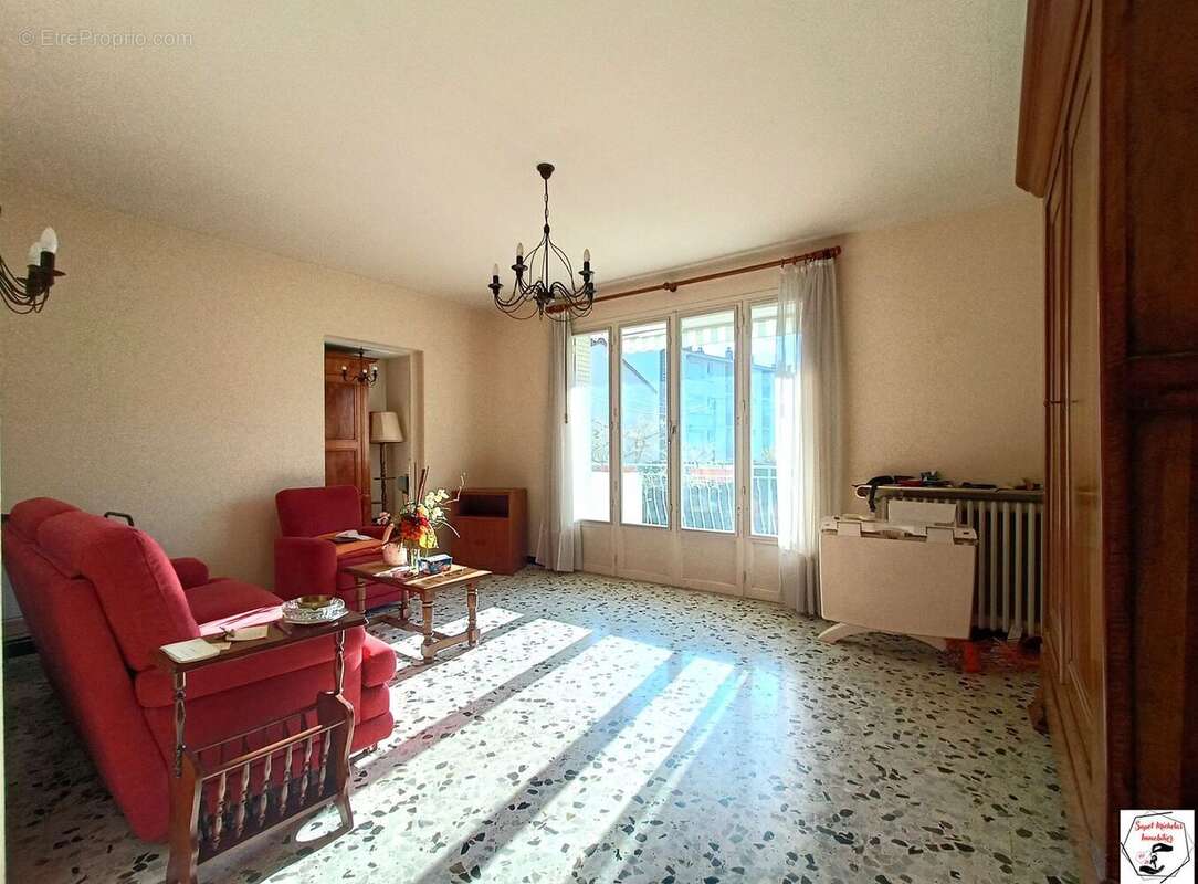 Appartement à TOURNON-SUR-RHONE