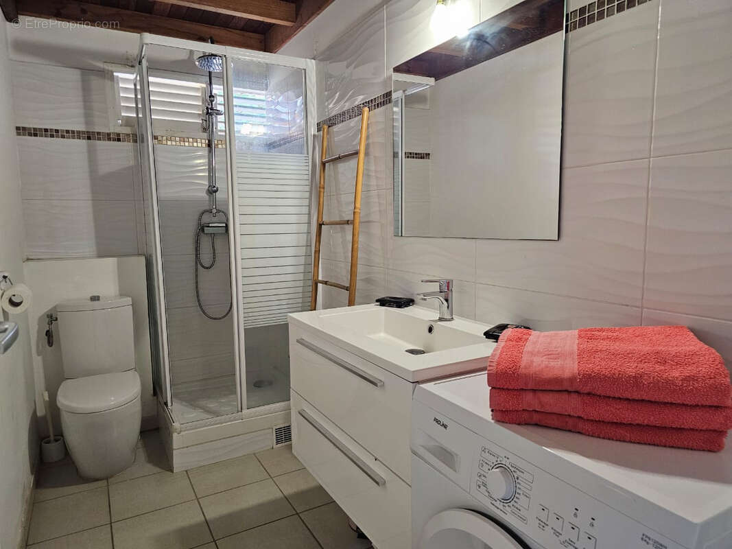 Appartement à LES TROIS-ILETS