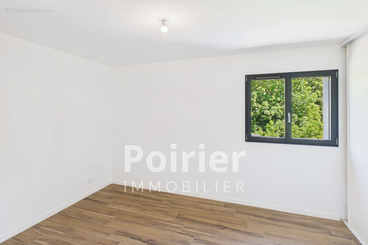 Appartement à NEUVECELLE